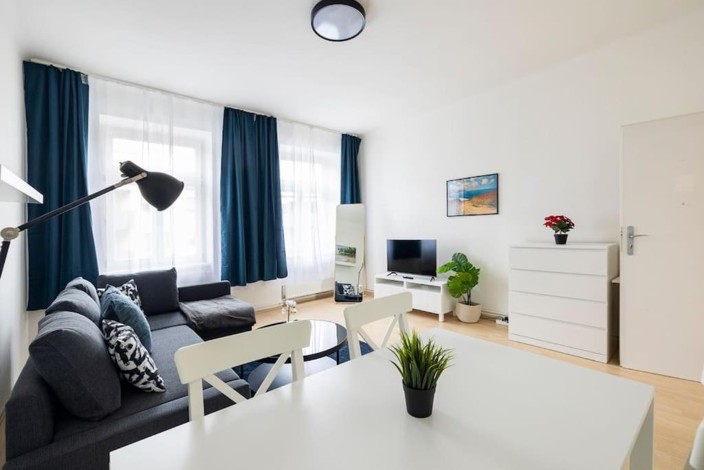 Beautiful 1 Bedroom Apartment Near Schoenbrunn Βιέννη Εξωτερικό φωτογραφία